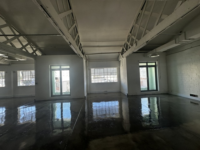 To Let Commercial Property for Rent in Woodstock Western Cape